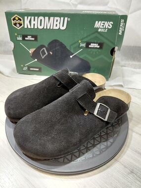 NWT Khombu Men’s Damian Black Suede Slip-On Mule Adjuable  Silver Buckle SIZE 10